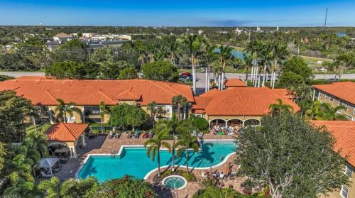 8870 Colonnades Ct, Bonita Springs FL 34135-7854 exterior