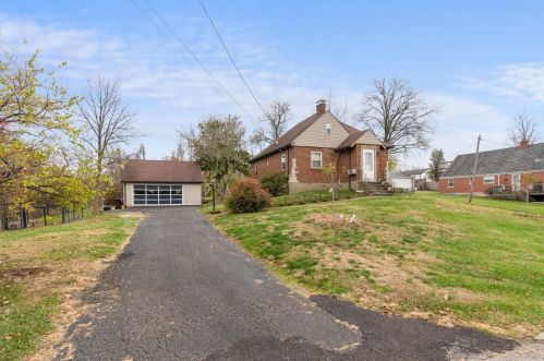 5244 Arrow Ave, Cincinnati, OH 45247-8029