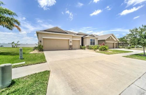 611 Wabash Breeze Cir, Ruskin, FL 33570-6391