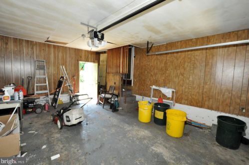 408 Latona Ave, Trenton NJ 08618-2716 exterior