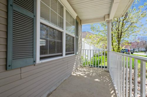 45 Devon Dr, East Brunswick NJ  08816-5329 exterior