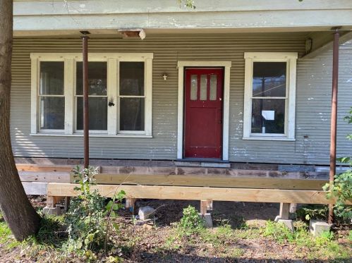2420 Beaton St, Corsicana, TX 75110-1922