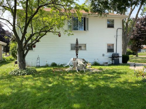 5342 103rd St, Milwaukee, WI 53225-3202