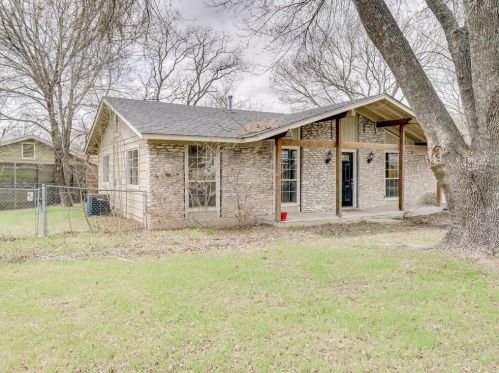 5220 Basswood Ln, Austin, TX 78723-5449