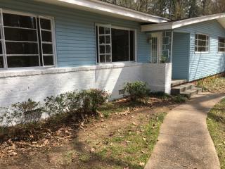 5566 Hartsdale Dr, Jackson MS  39211-4005 exterior