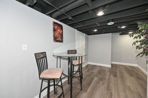 8110 Green Tree Rd, Milwaukee WI  53223-4928 exterior