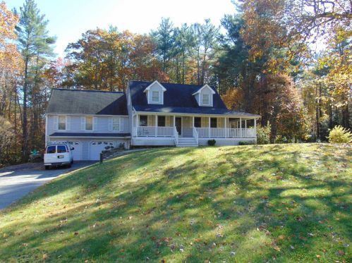 49 Walker Rd, Danville, NH 03819-5105