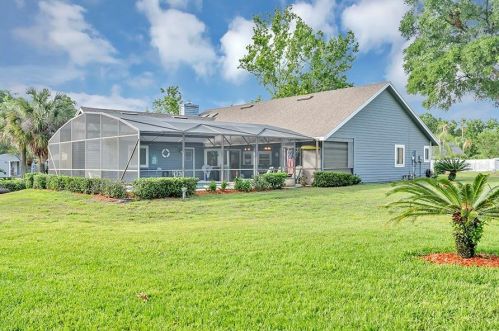 1750 Singing Palm Dr, Apopka FL  32712-2465 exterior