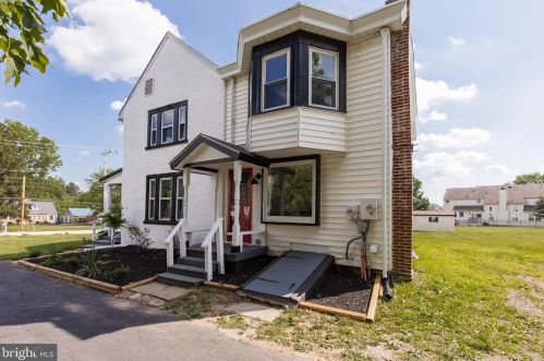 984 Lansdale Ave, Lansdale PA  19446-1620 exterior