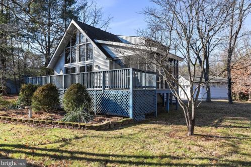 81 Powhatan Trl, Hedgesville, WV 25427-6229