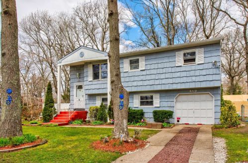 335 Furrows Rd, Holbrook, NY 11741-2711
