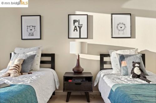 5525 Balboa Dr, Oakland CA 94611-2313 exterior