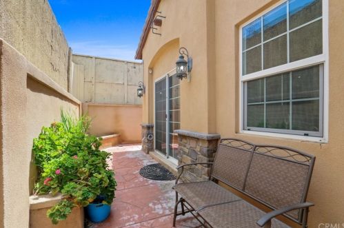 8559 Park St, Bellflower CA  90706-5503 exterior