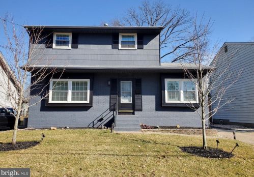 4732 Oak Ter, Camden, NJ 08109-1952