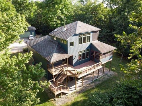 5757 Somerville Rd, Miami, OH 45056-8739