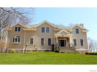 33 De Liso Ln, Mahopac, NY 10541-3523