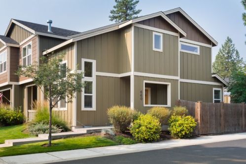 660 Hindeman St, Black Butte Ranch, OR 97759-3123