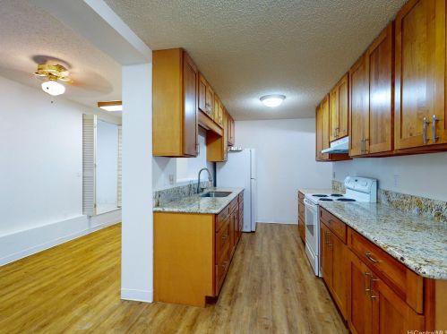 2485 Akepa St, Pearl City HI  96782-1069 exterior