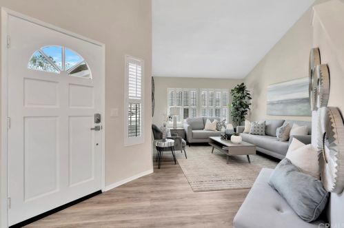 1 Elderberry St, Trabuco Canyon, CA 92688-1229
