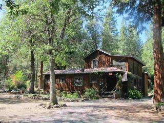 3675 Greenville Reservation Rd, Almanor, CA 95947-9617