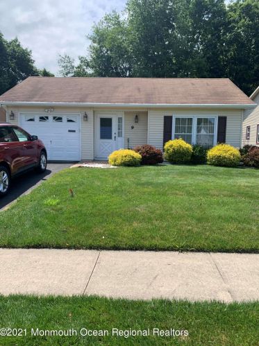 9 Olympus Way, Bricktown, NJ 08724-2060