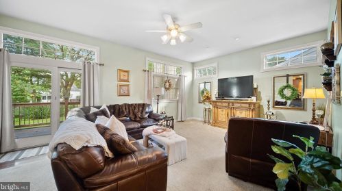 26 Pintinalli Dr, Trenton NJ  08619-1538 exterior