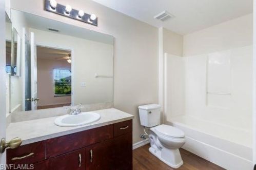 2738 4 Ter, Cape Coral FL  33991-1189 exterior