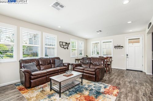 1728 Catalina Ct, Livermore CA  94550-6413 exterior