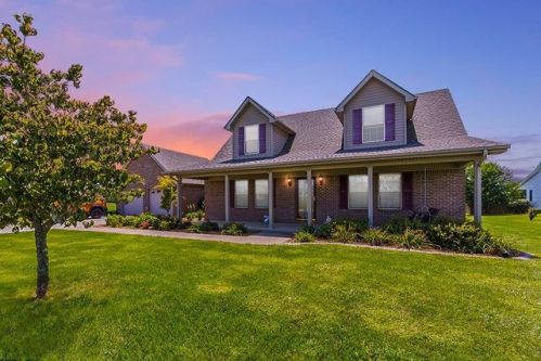 105 Cassie Ct, Berea, KY 40403-8792