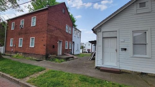 271 14th St, Ambridge PA 15003-4202 exterior