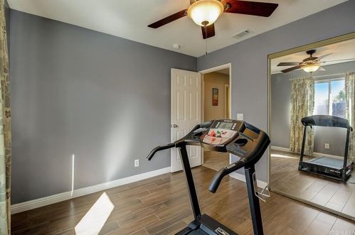 1016 Pennsylvania Ave, Redlands CA  92374-2623 exterior