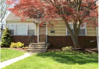151 Mary Ave, Perth Amboy NJ  08863-1545 exterior