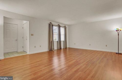 116 Lee Ann Ct, West Enola, PA 17025-1939
