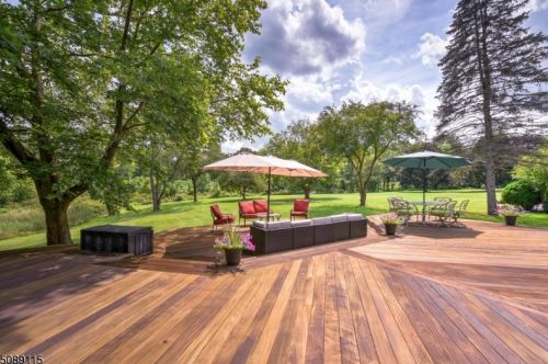 15 Country Club Dr, East Amwell Township NJ  08551-1902 exterior