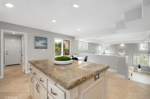 1836 Gamble Ln, Escondido CA  92029-4231 exterior