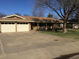 1903 Helen Dr, Brownfield, TX 79316-6049