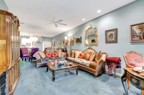 10549 Royal Caribbean Cir, Boynton Beach FL  33437-4285 exterior