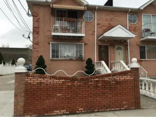 1054 58th St, Brooklyn, NY 11219-4426