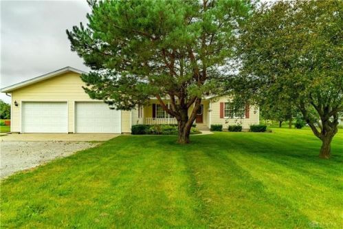 8850 Lostcreek Shelby Rd, Fletcher, OH 45326-9798