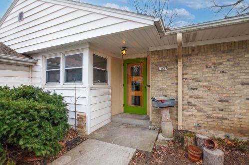 7833 Jackson Park Blvd, Milwaukee, WI 53213-1759