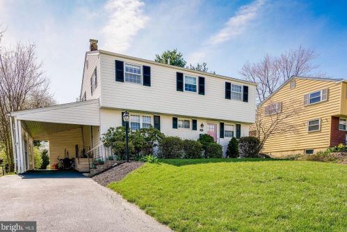 271 Heather Rd, Norristown, PA 19406-1810