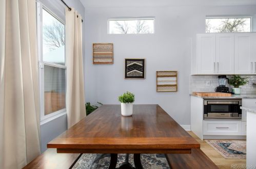 2111 Franklin St, Denver CO 80205-3905 exterior