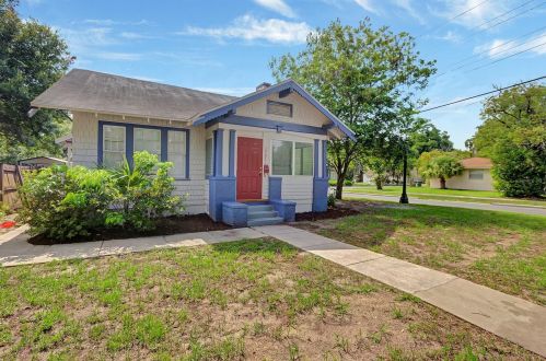 1501 Banks Pl, Lakeland, FL 33803-2105