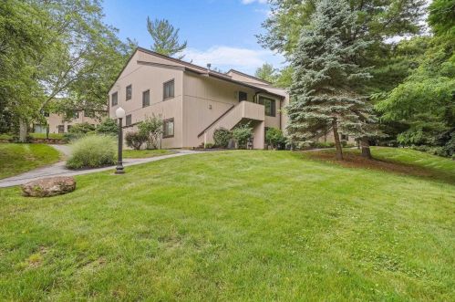 2712 Pne Cone Ct, Poughkeepsie NY  12603-7112 exterior