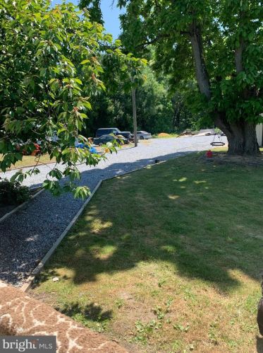 221 Monroeville Rd, Swedesboro NJ  08085-3450 exterior