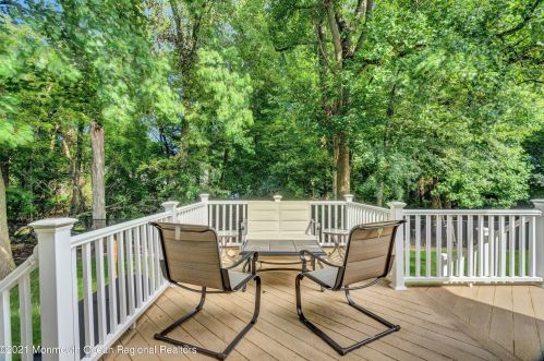 305 Bartley Rd, Jackson Twp NJ  08527-1166 exterior