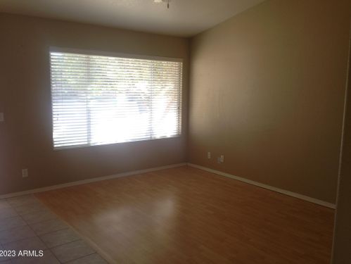 81 Patrick St, Gilbert AZ  85233-8904 exterior