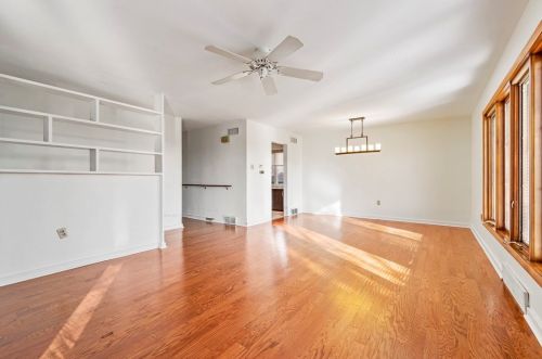 315 Questend Ave, Pittsburgh, PA 15228-2413