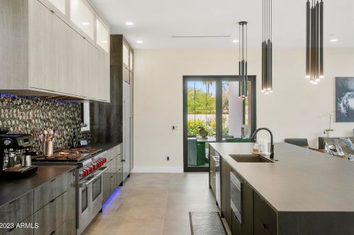 10019 57th St, Scottsdale AZ  85253-1137 exterior