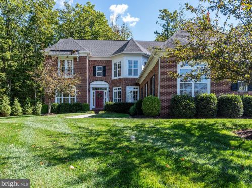 20500 Stone Fox Ct, Leesburg VA 20175-7223 exterior